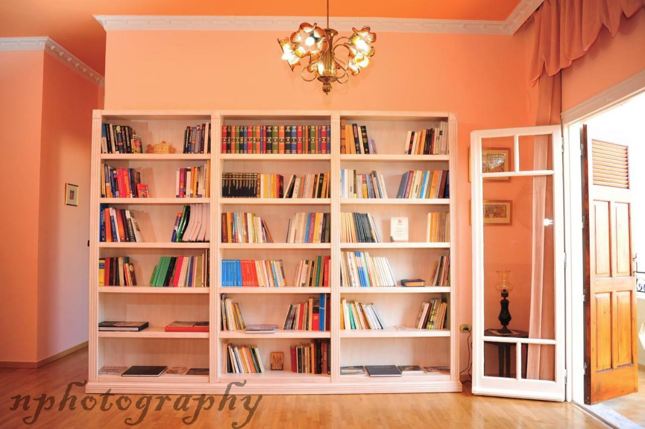 Alexandra'S Art Apartment Hriszí Aktí Haniá Kültér fotó